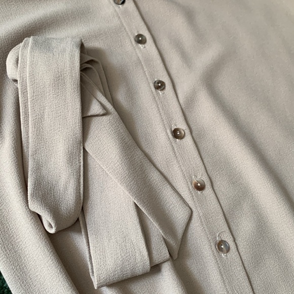 Wukogals Beige Lightweight Textured Shirtdress - Picture 9 of 9